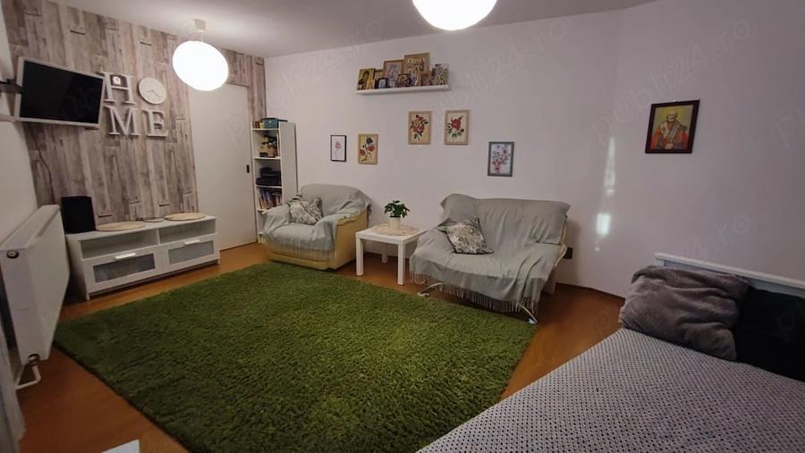 Apartament cu 2 camere decomandat în Central