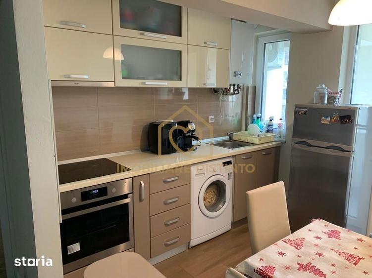 Apartament cu 3 camere în Traian