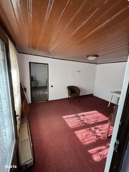 Casă cu 4 camere în Exterior Vest
