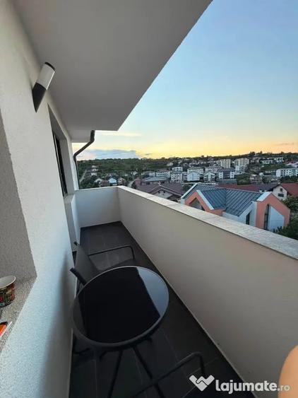 Garsonieră decomandată în Hlincea