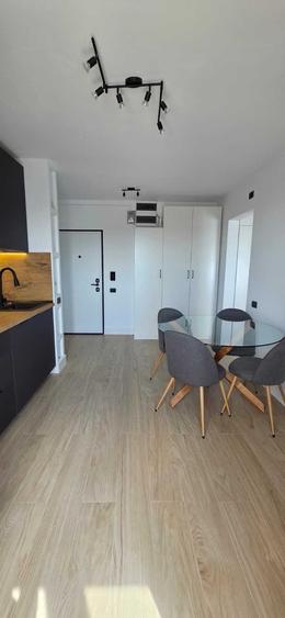 Apartament cu 2 camere decomandat în Berceni