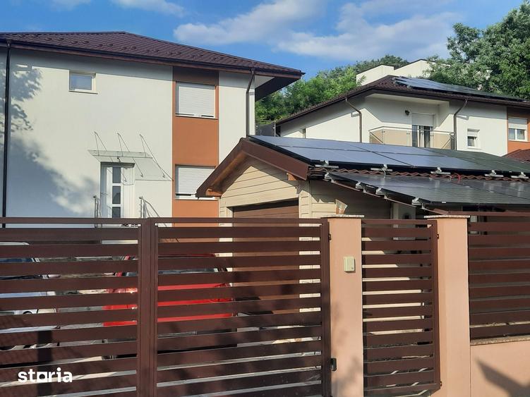 Casă cu 6 camere cu Teren 370 Mp în Ștefănești