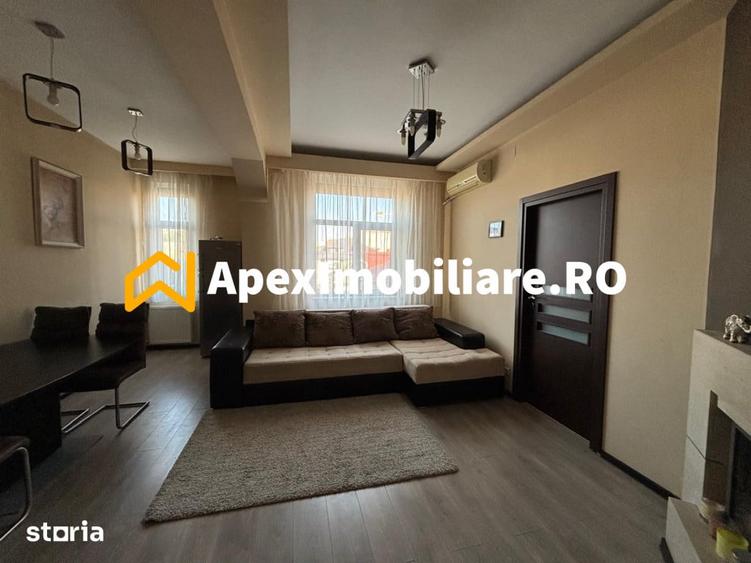Apartament cu 3 camere decomandat în Domenii