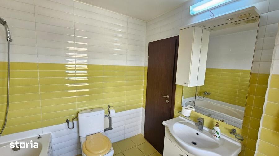 Apartament cu 2 camere în Micro 19