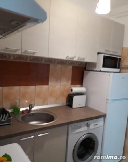 Garsonieră decomandată în Take Ionescu