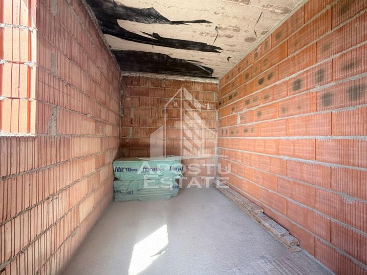 Casă individuală cu 3 camere cu Canalizare în Săcălaz