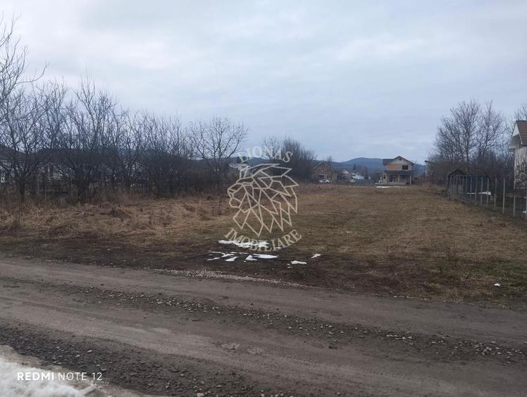 Teren Construcții intravilan de 1750 mp, în Unirea