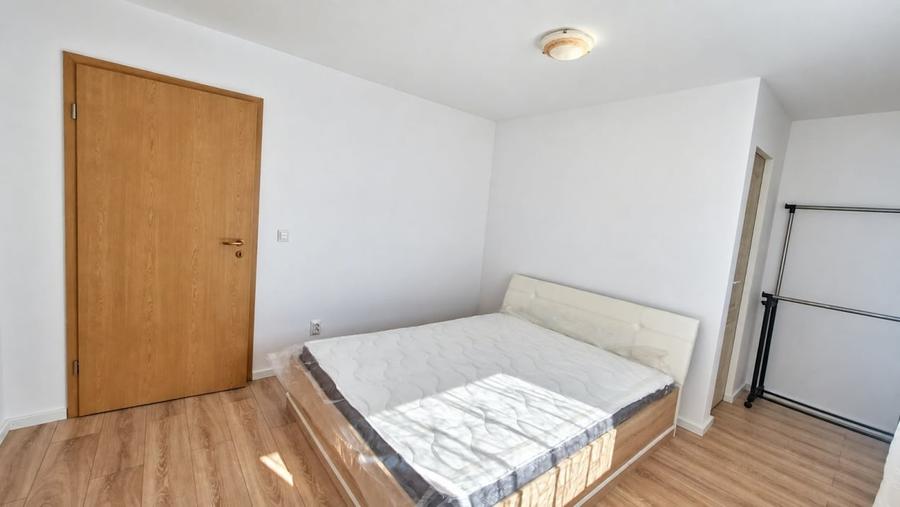 Apartament cu 3 camere decomandat, mobilat în Turnișor