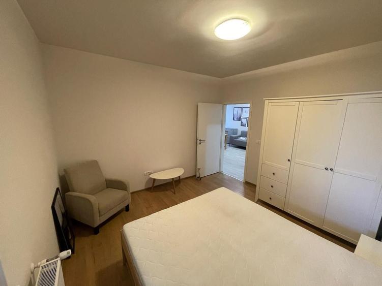 Giroc-Eso | De inchiriat | 3 camere | Loc de parcare - 10