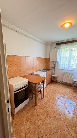 Apartament cu 2 camere semidecomandat în Est