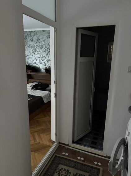 Apartament cu 3 camere decomandat în Brazda lui Novac