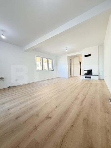 Duplex cu 4 camere cu Canalizare în Dumbrăvița