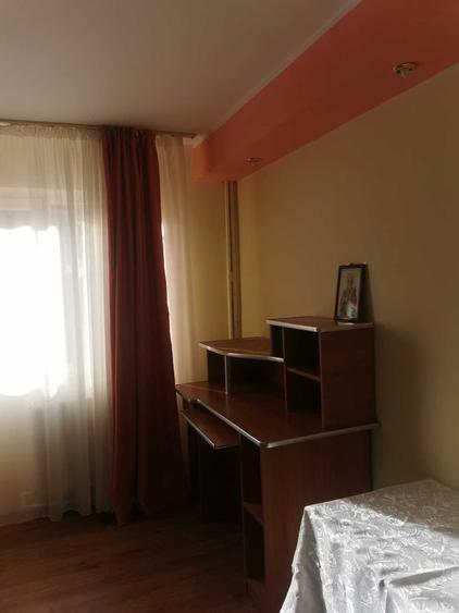 Garsonieră decomandată în Micro 39