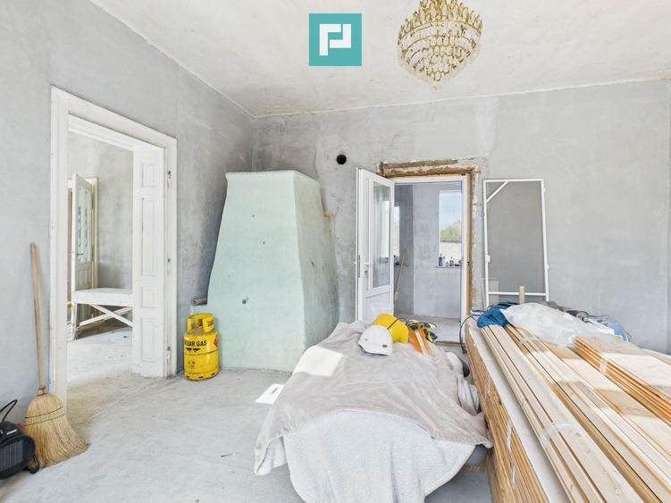 Casă individuală cu 3 camere cu Canalizare în Central