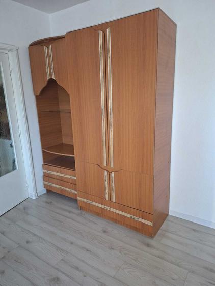 Apartament cu 2 camere decomandat în Televiziune