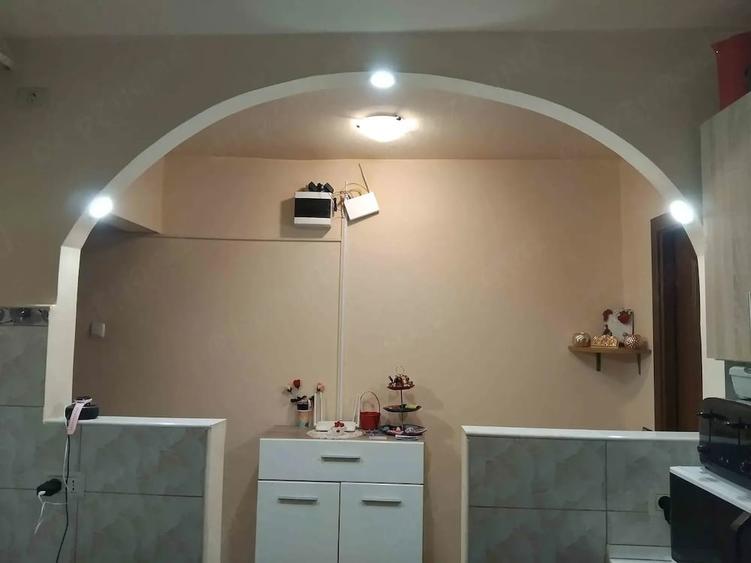 Apartament cu 2 camere semidecomandat în Micălaca