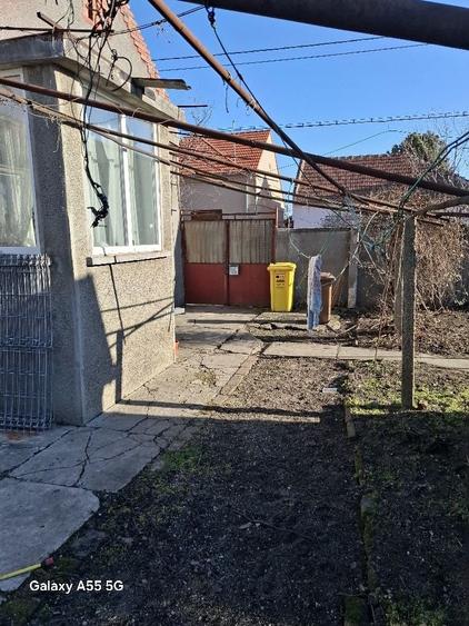 Casă cu 4 camere în Grădiște