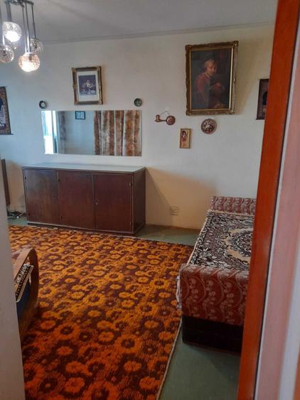 Apartament cu 3 camere decomandat în Ghencea