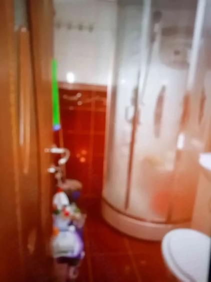 Apartament cu 2 camere semidecomandat în Berceni
