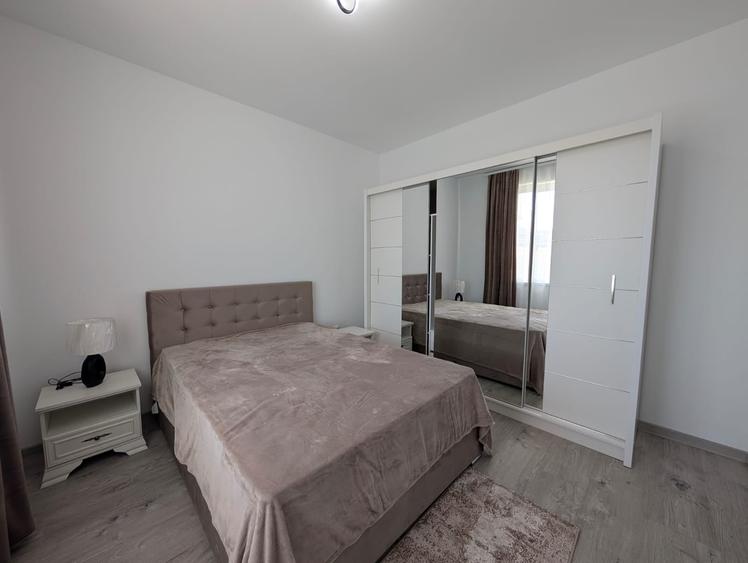 Apartament cu 2 camere semidecomandat în Florești