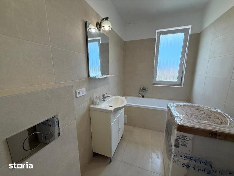 Apartament cu 3 camere în Cetate