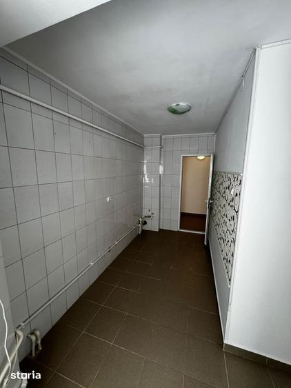Spațiu comercial, de 38 mp, în Micro 14