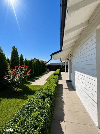 Casă cu 4 camere cu Teren 821 Mp în Cărpiniș