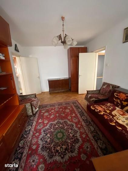 Apartament cu 2 camere semidecomandat în Sud