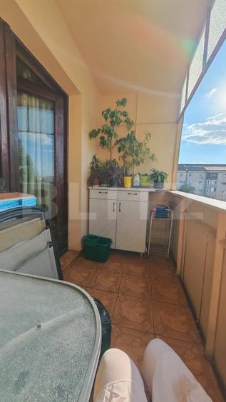 Apartament cu 3 camere decomandat, mobilat în Nufărul