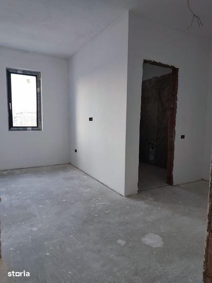 Casă cu 4 camere cu Teren 460 Mp în Tărtășești