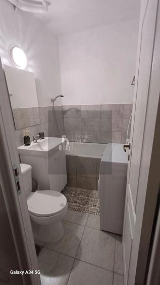 Apartament cu 2 camere semidecomandat, mobilat în Sălaj