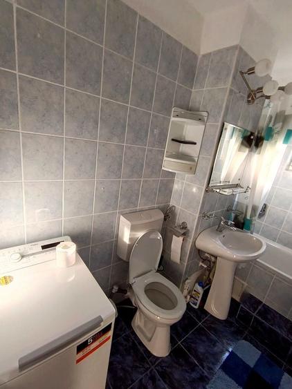 Apartament cu 2 camere semidecomandat, mobilat în Complex Studențesc