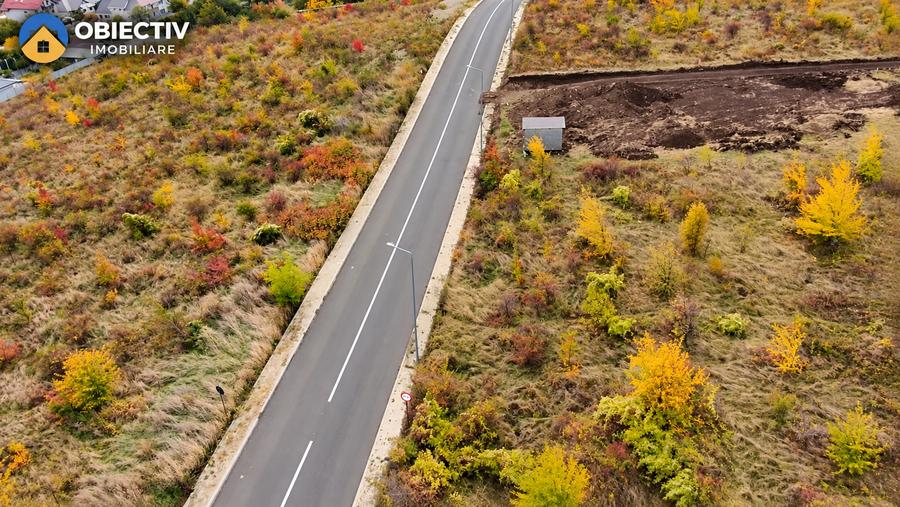 Teren intravilan de 1661 mp, în Nord-Est