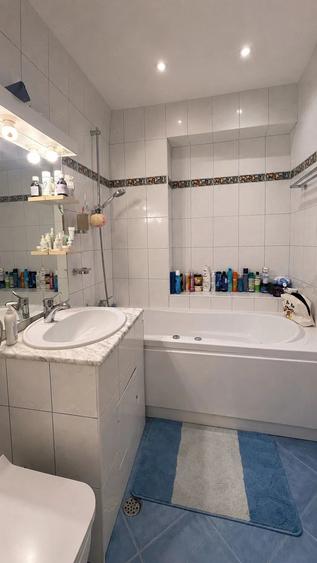 Apartament cu 3 camere în Fabric