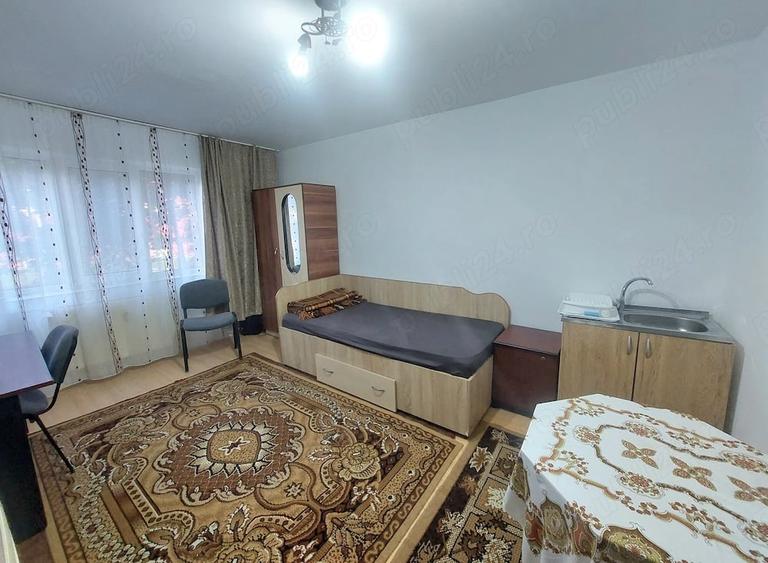 Garsonieră decomandată în Milcov