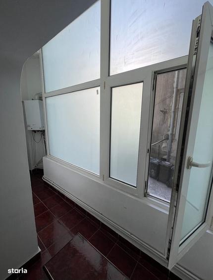Apartament cu 4 camere decomandat în Calea Plevnei