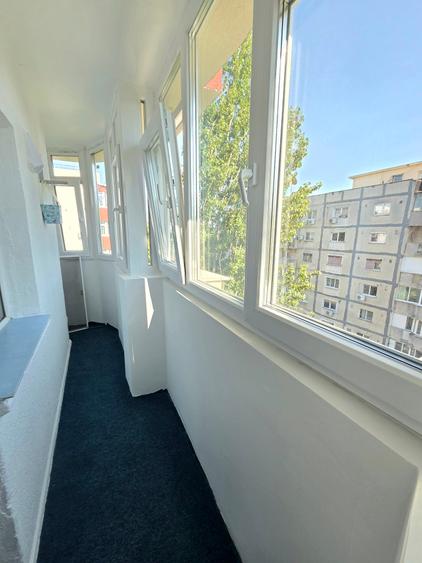 Apartament cu 2 camere decomandat în Brâncoveanu
