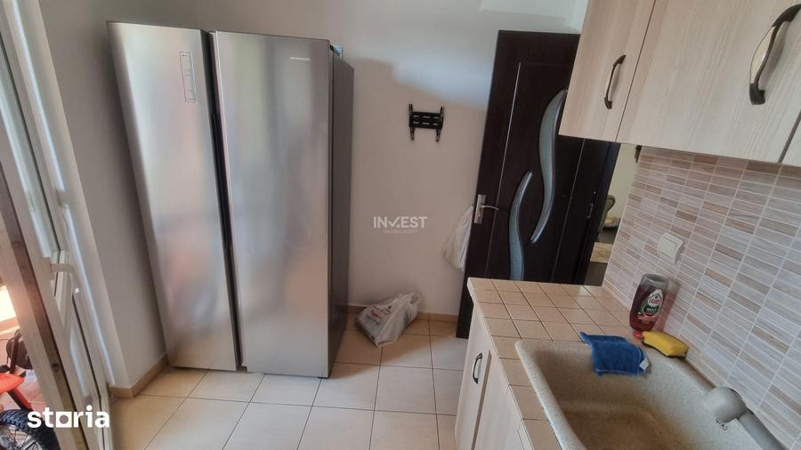 Apartament cu 3 camere în Valea Adâncă