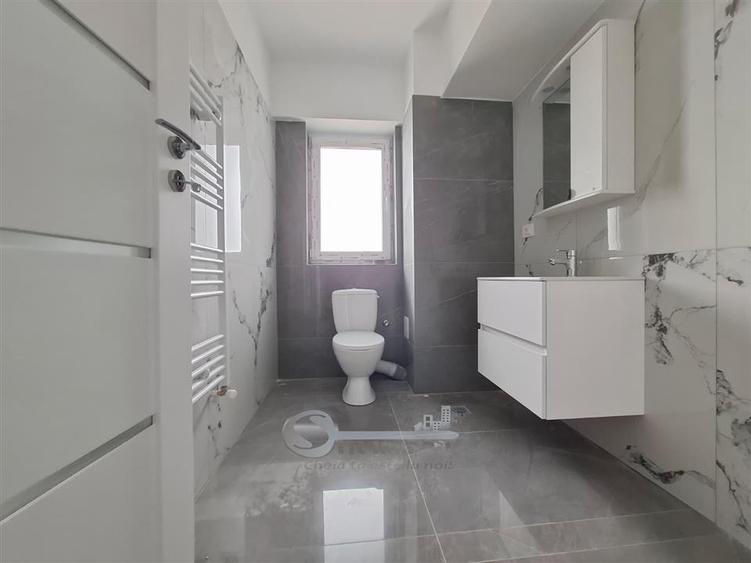 Apartament cu 3 camere decomandat în Galata