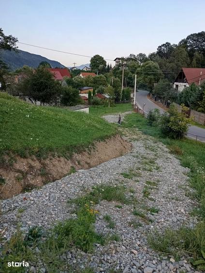 Teren intravilan Moieciu de jos - 1