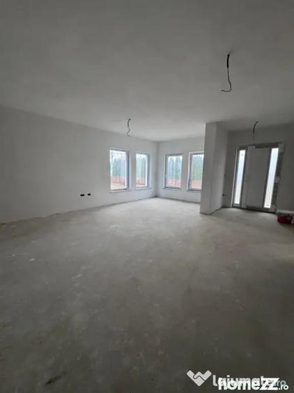 Casă cu 7 camere cu Teren 150 Mp în Rădăuți