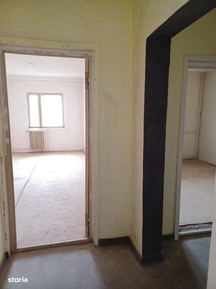 Apartament cu 3 camere în Central