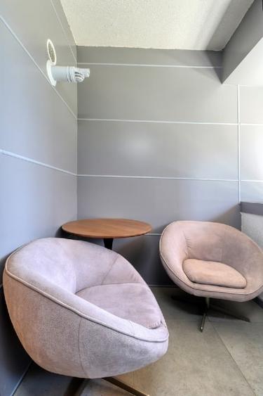 Apartament cu 2 camere semidecomandat, mobilat în Vitan Mall