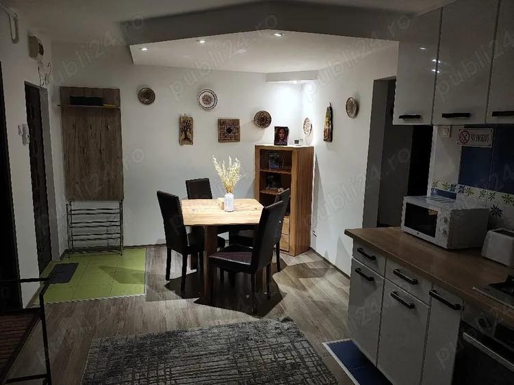 Apartament cu 4 camere decomandat în Vasile Aaron
