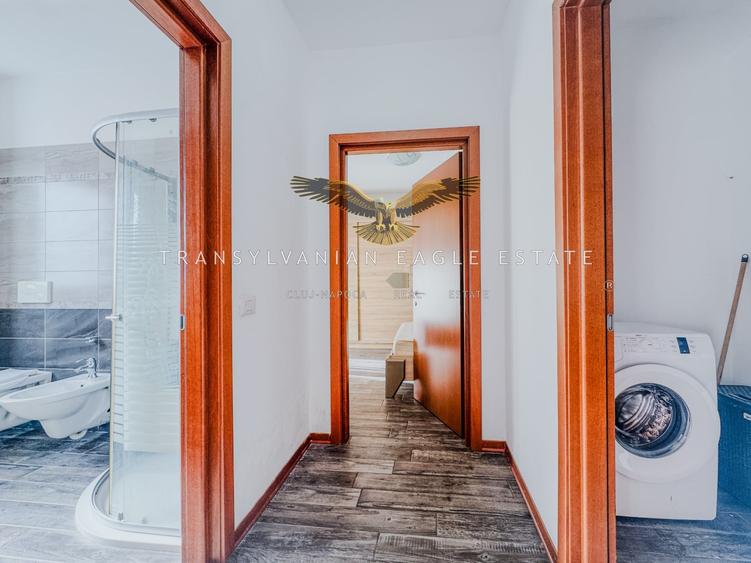 Apartament cu 2 camere semidecomandat, mobilat în Bună Ziua