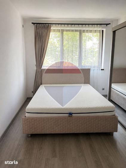 Apartament cu 3 camere semidecomandat în Bulgaria