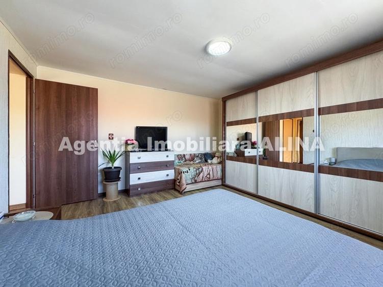 Casă cu Teren 989 Mp în Bejan