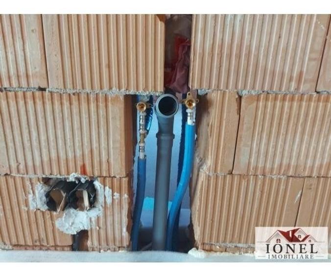 Casă individuală cu 3 camere cu Canalizare în Cricău