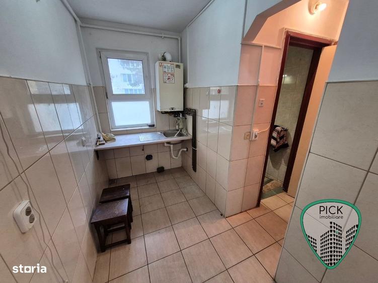 Apartament cu 3 camere decomandat în Dâmbu Pietros