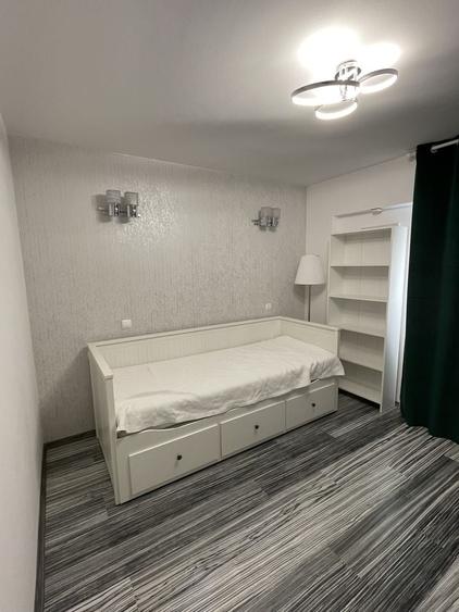 Apartament cu 2 camere decomandat în Exterior Vest